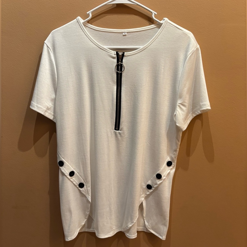 White Top with Black Zipper and Button Accents Size Medium NWOT